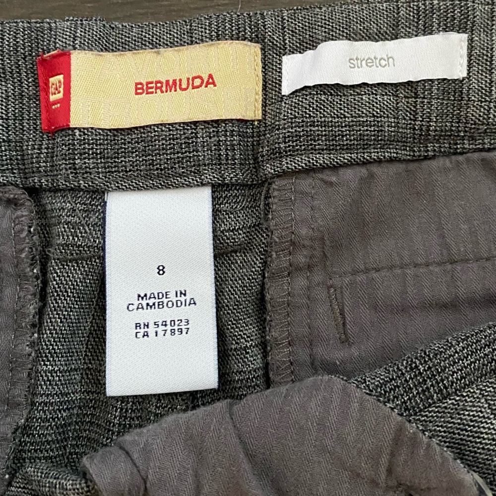 Vintage GAP Gray Plaid Women's Bermudas - Picture 3 of 5